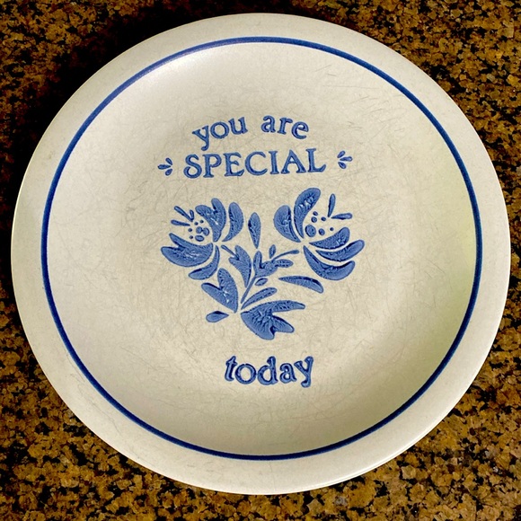 Vtg Yorktown by PFALTZGRAFF "You Are Special" Dinner replacement stoneware Plate - Picture 1 of 9